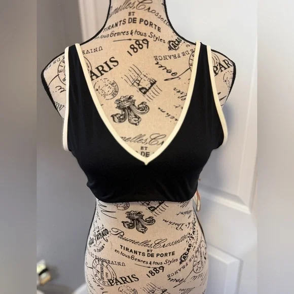 NWT FP Movement x Toast Swim “Bind V-Neck Bikini Top” in Black/Meringue - Picture 1 of 7